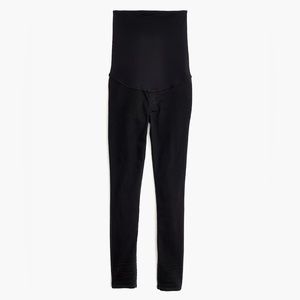 MadeWell Maternity Over-the-Belly Skinny Jeans in Lunar Wash:Denim Editi…